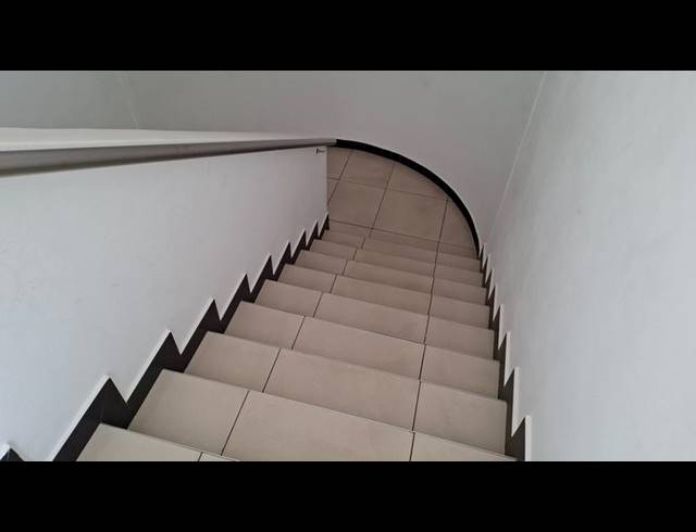 BUSINESS PROPERTY TO RENT IN RANDJESPARK